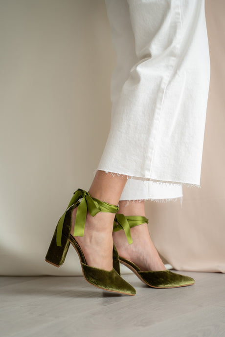 Zapatos de novia con lazada noa verde terracota, zapatos de novia de Miss Honolulu