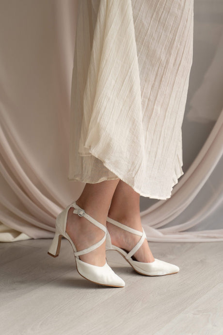 Zapatos de novia terciopelo blanco roto modelo Olivia, zapatos de novia de Miss Honolulu