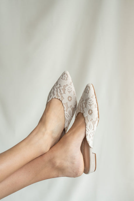 zapatilla de novia encaje terciopelo vainilla, zapatillas de Miss Honolulu