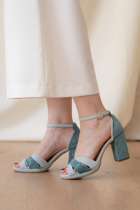 Sandalia de novia combinada en tonos verde aguamarina modelo emma, zapatos de novia de Miss Honolulu
